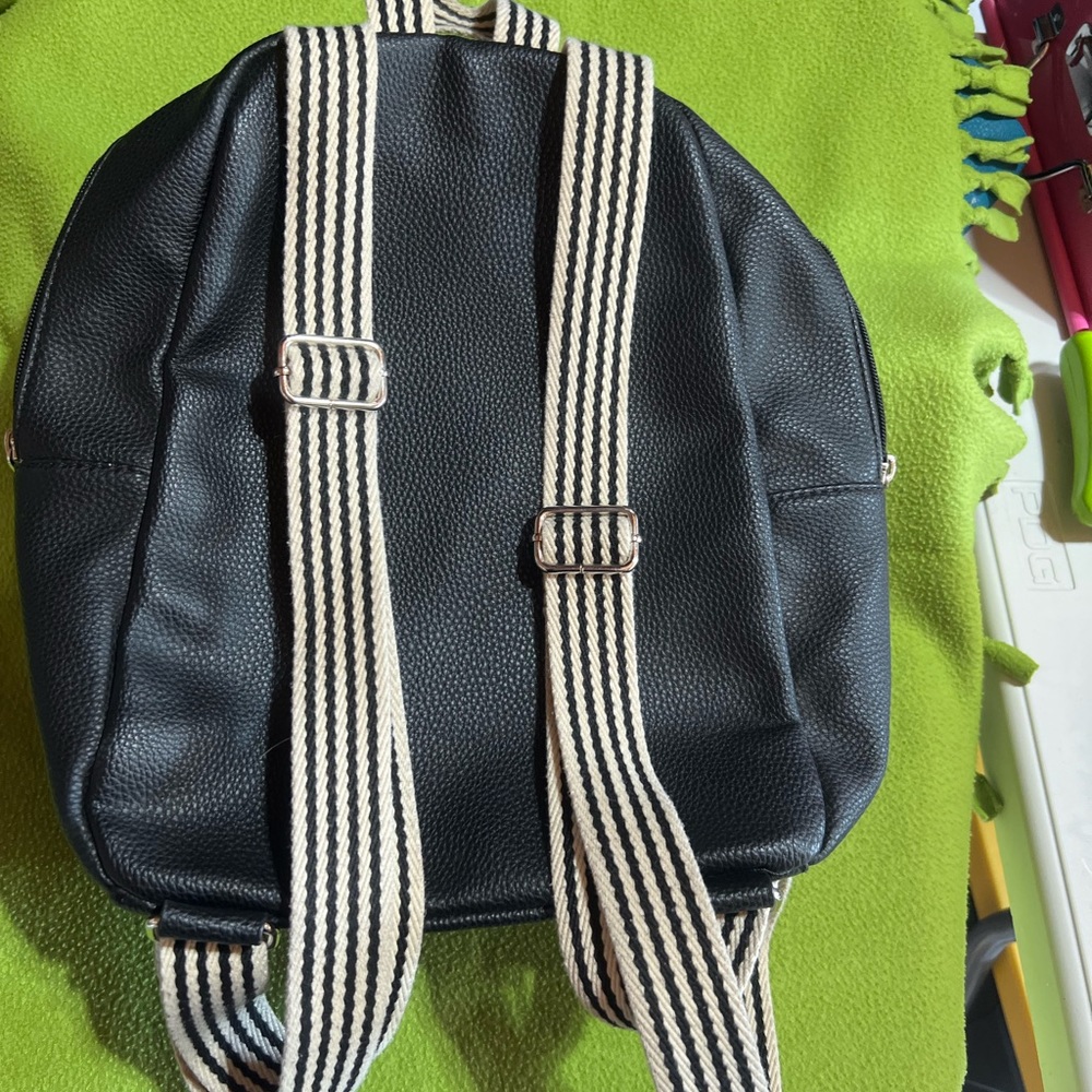 Thirty One Back Pack - image 2